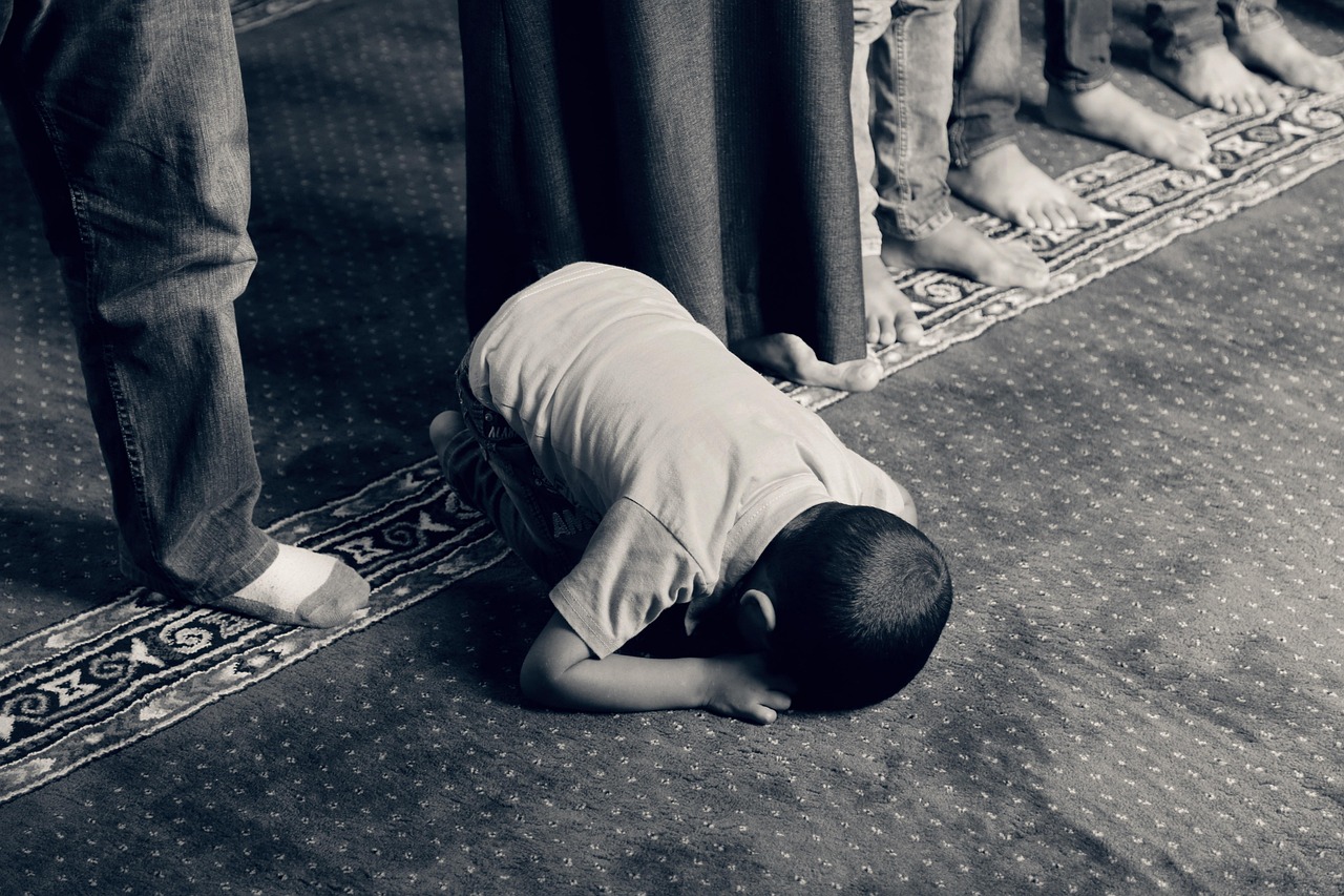 community prayer circle